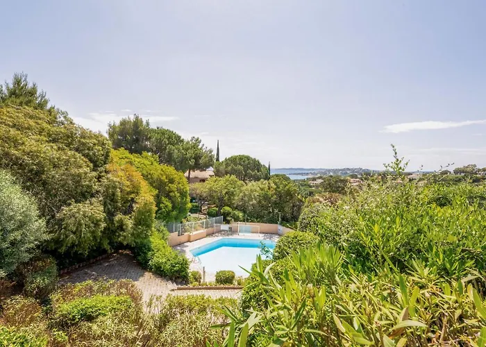 Apartment Les Coteaux De La Nartelle-15 By Interhome *